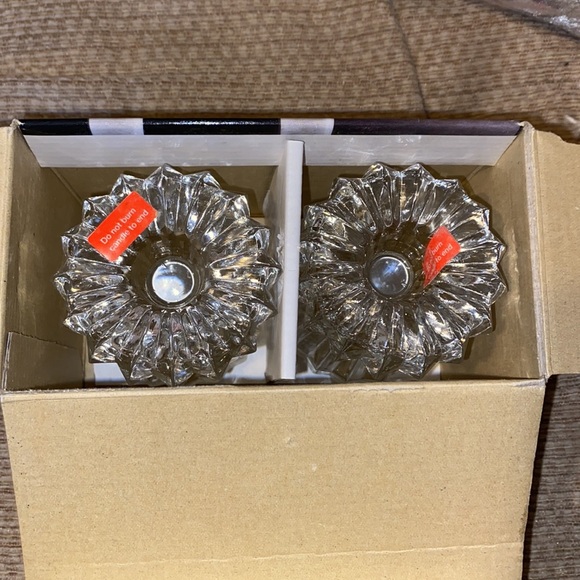 🕯️ NWT Mikasa Vintage Diamond Fire Pair of Candle Holders - Picture 4 of 14